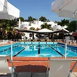 La Azzurra Hotel *